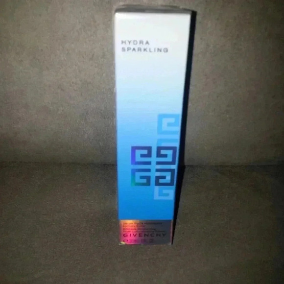 NEW Givenchy Hydra Sparkling Intensive Moisturizing Flash Luminescence Serum-1oz - Picture 2 of 2
